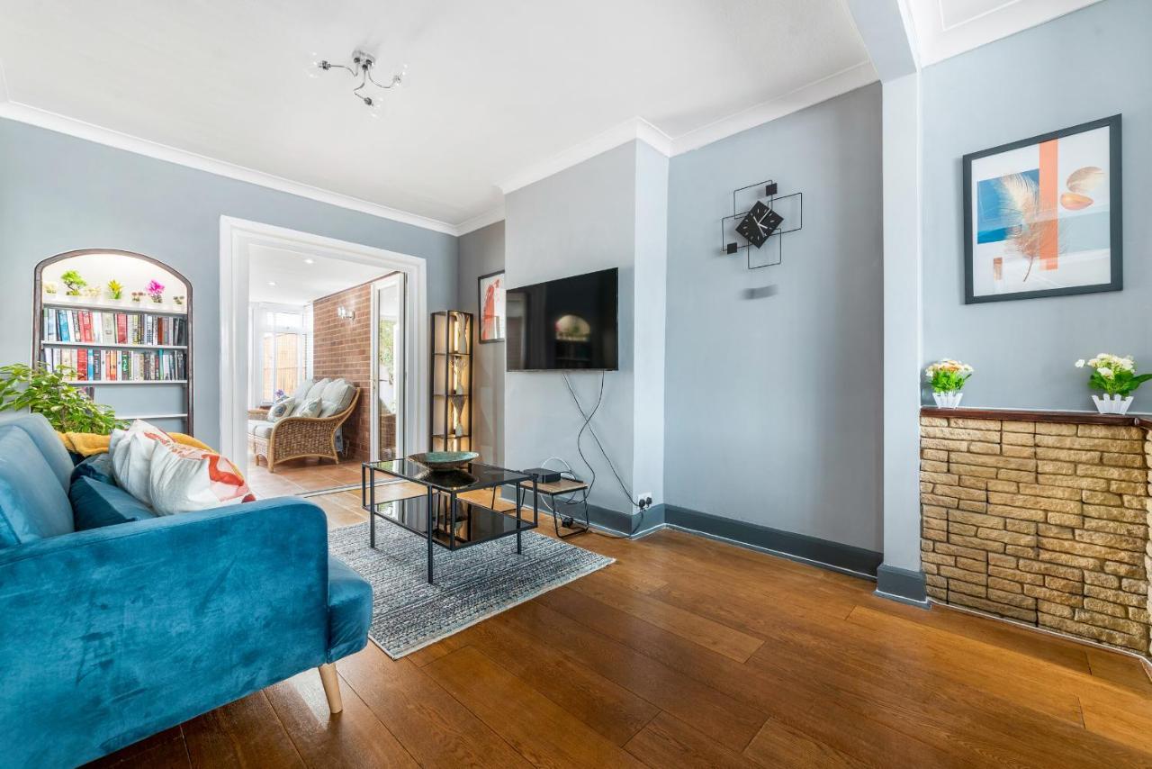 Вілла Stunning 3Br House W Garden & Parking In Richmond Кью Екстер'єр фото